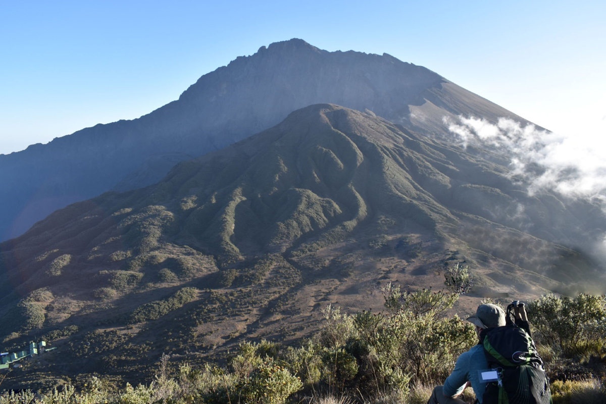 Read more about the article 3 Days Mount Meru Climbing